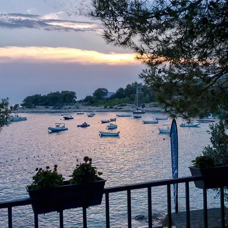 ヴィラ Pine フヴァル