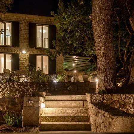 Pine Villa